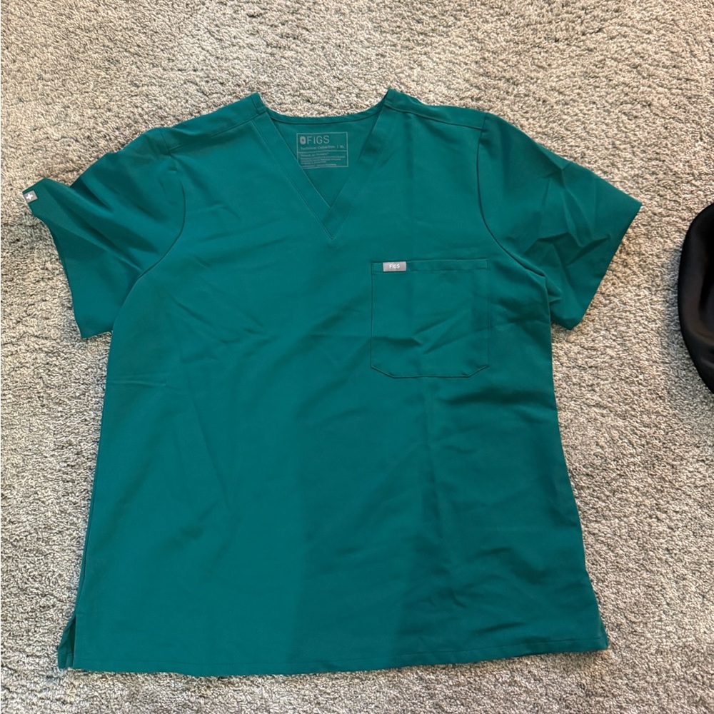 Figs Catarina Scrub top Hunter green